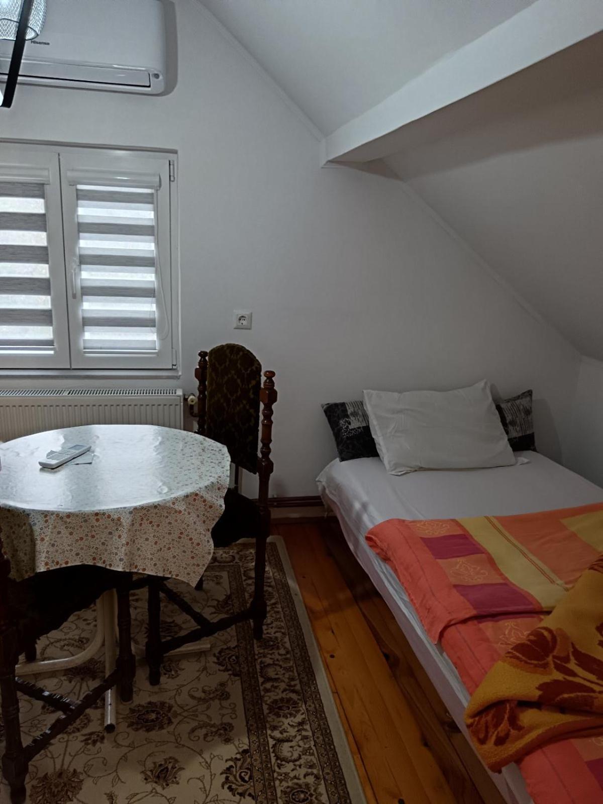 Gorazde-Centar Apartment ภายนอก รูปภาพ